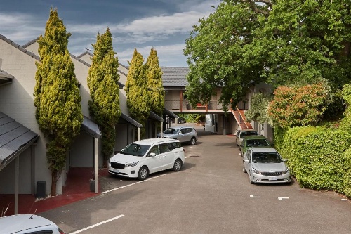 Elphin Motel & Serviced Apartments image 10